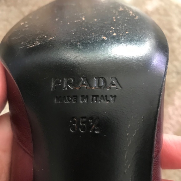 Prada pointed toe maroon heels - Picture 5 of 5